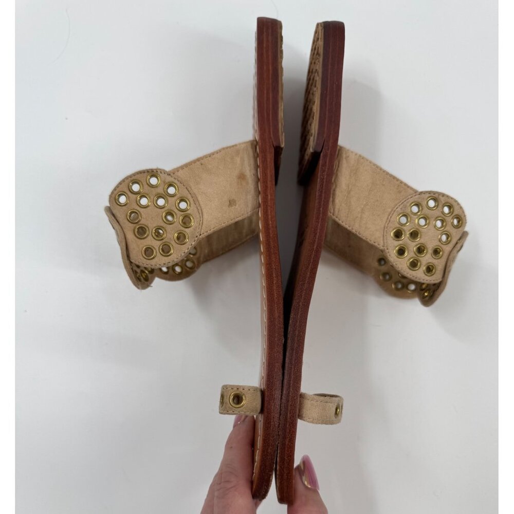 Mystique Womens Size 9 Tan Leather Sandals With Gold Stud Accents - Picture 4 of 11